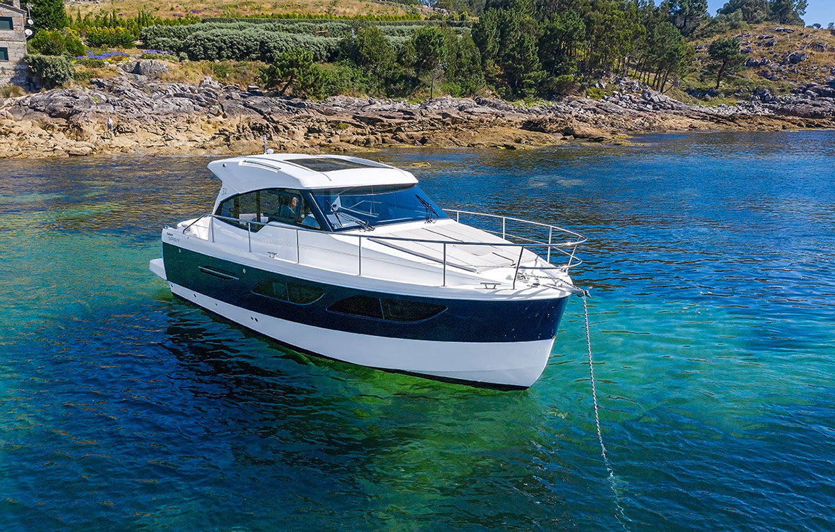 Rodman Spirit 31′ HT Inboard